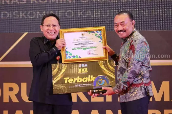 SAVE_20231031_103051_11zon