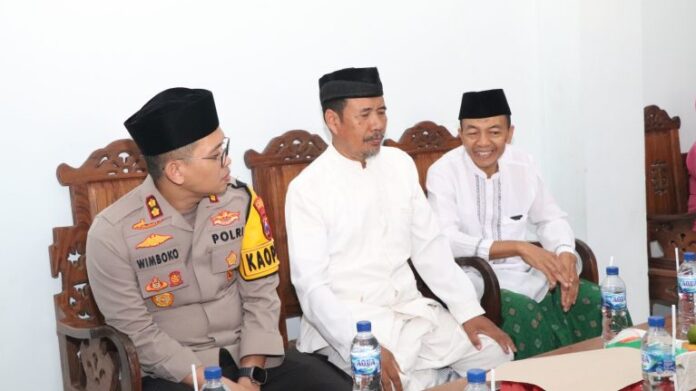 WhatsApp-Image-2023-10-29-at-16.33.24-768x431