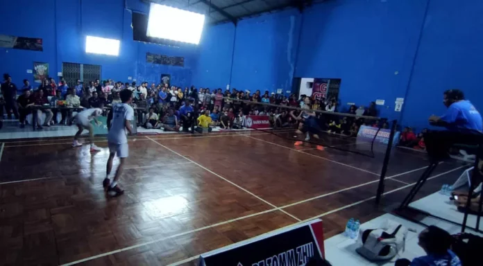 kejurkab-bulutangkis-ngawi-2474230388